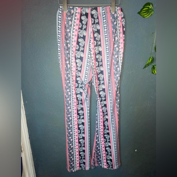 Shein Paisley Flare Pants & Flirtitude Crossover Gray Size Large Bell Bottoms. - Picture 10 of 15